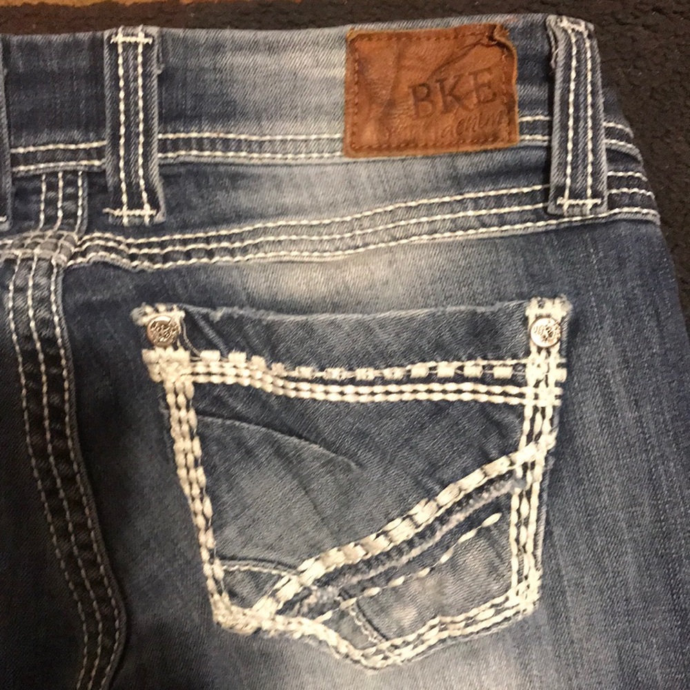 Bke Capris - image 3